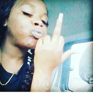 Meet your Posher, Larose